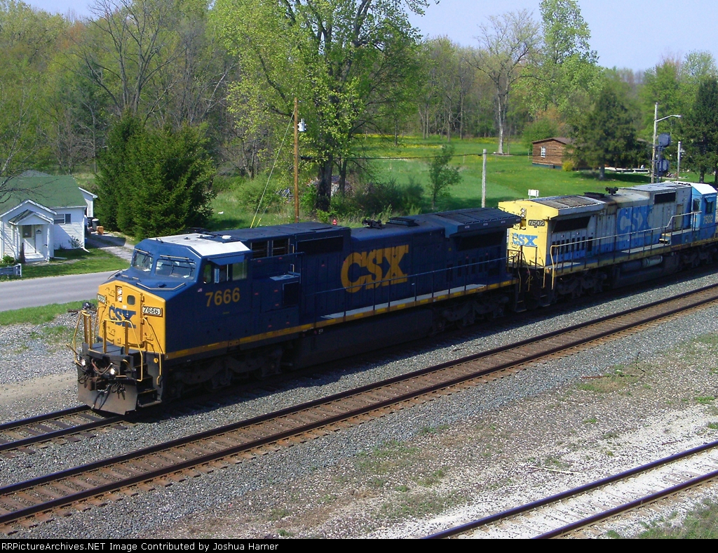 CSXT 7666